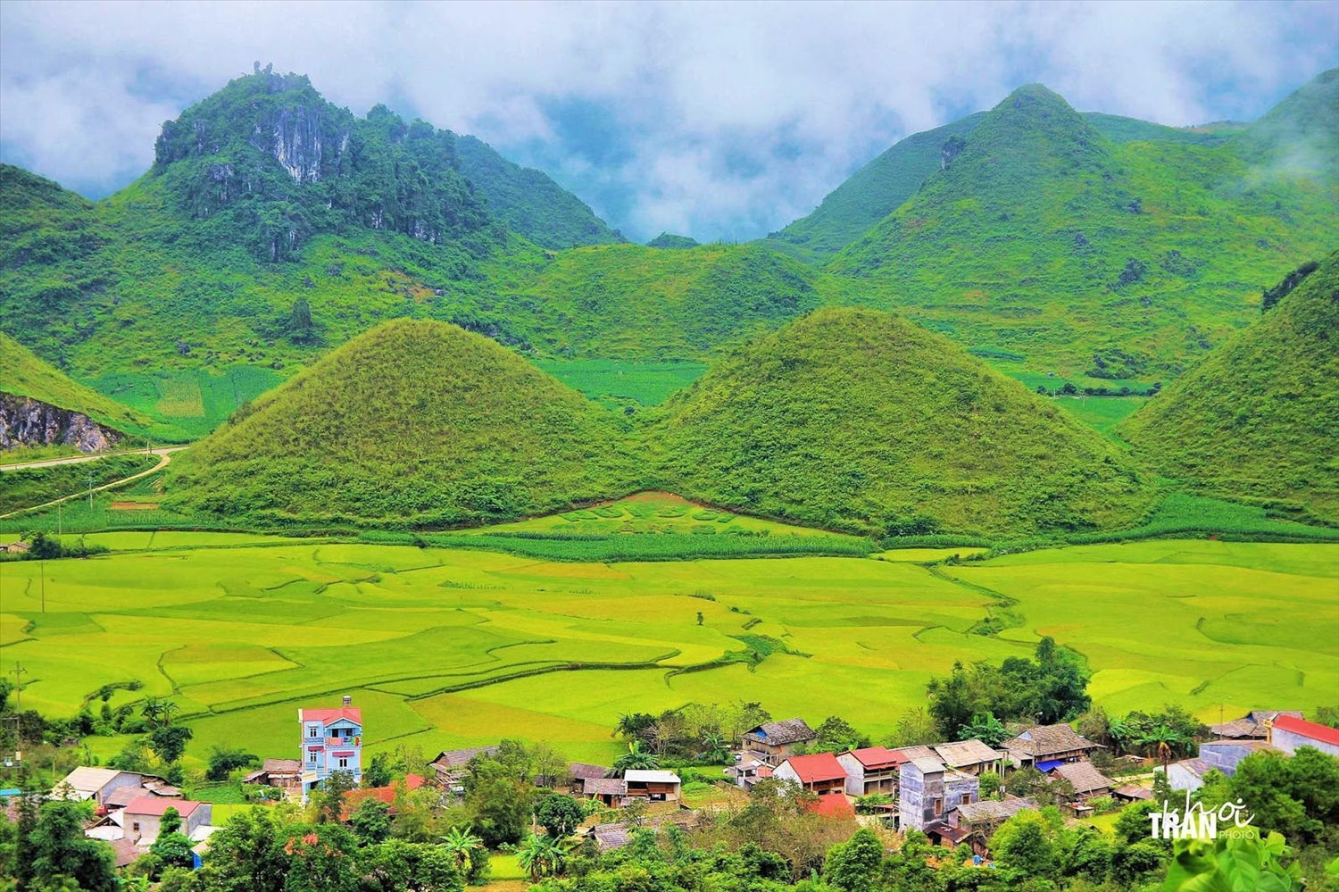 DONKEY HAGIANG LOOP'S PICS